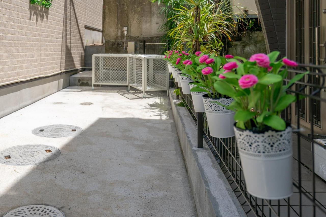 Butterfly Paradise Hakone-Yumoto Exterior photo